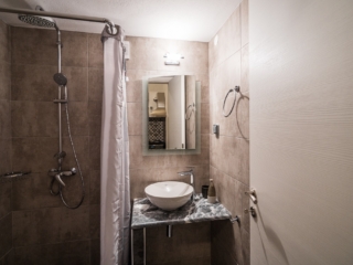 Kamarado Studios_Quadruple Room A _Kamares_Sifnos