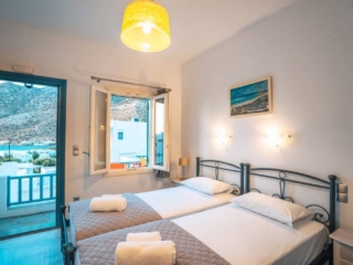 Kamarado Studios_ Twin Room _Kamares_Sifnos