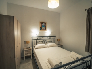 Kamarado Studios_Quadruple Room A _Kamares_Sifnos