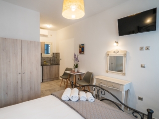 Kamarado Studios_DoubleRoomWithSeaView_Kamares_Sifnos